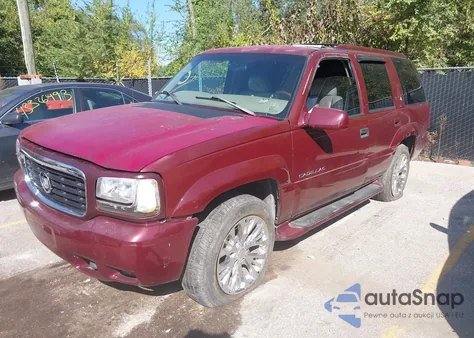 2000 Cadillac Escalade Standard из США, поврежденный, VIN 1GYEK13R8YR127435